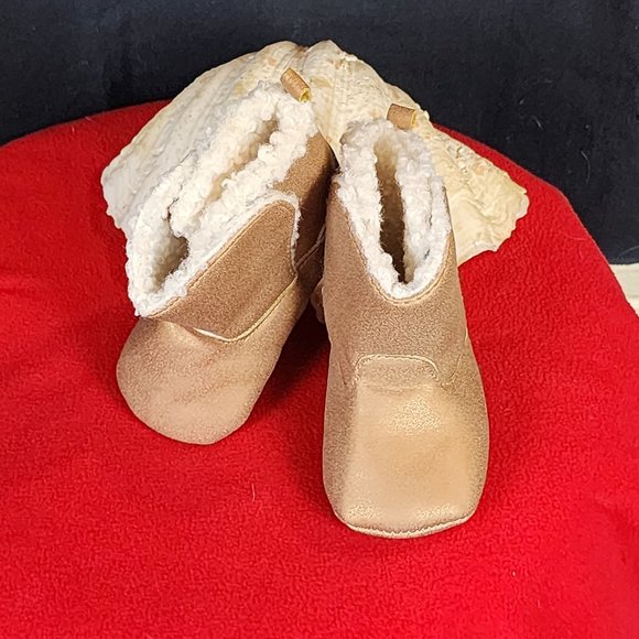 Carter's Shoes Carters Golden Tan Shimmer Velcro Closure Sherpa